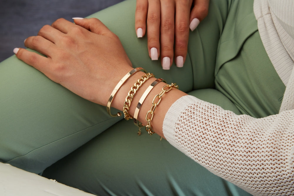 Bracelet Types: From Cuffs to Bangles and Beyond – Statement Jewelers