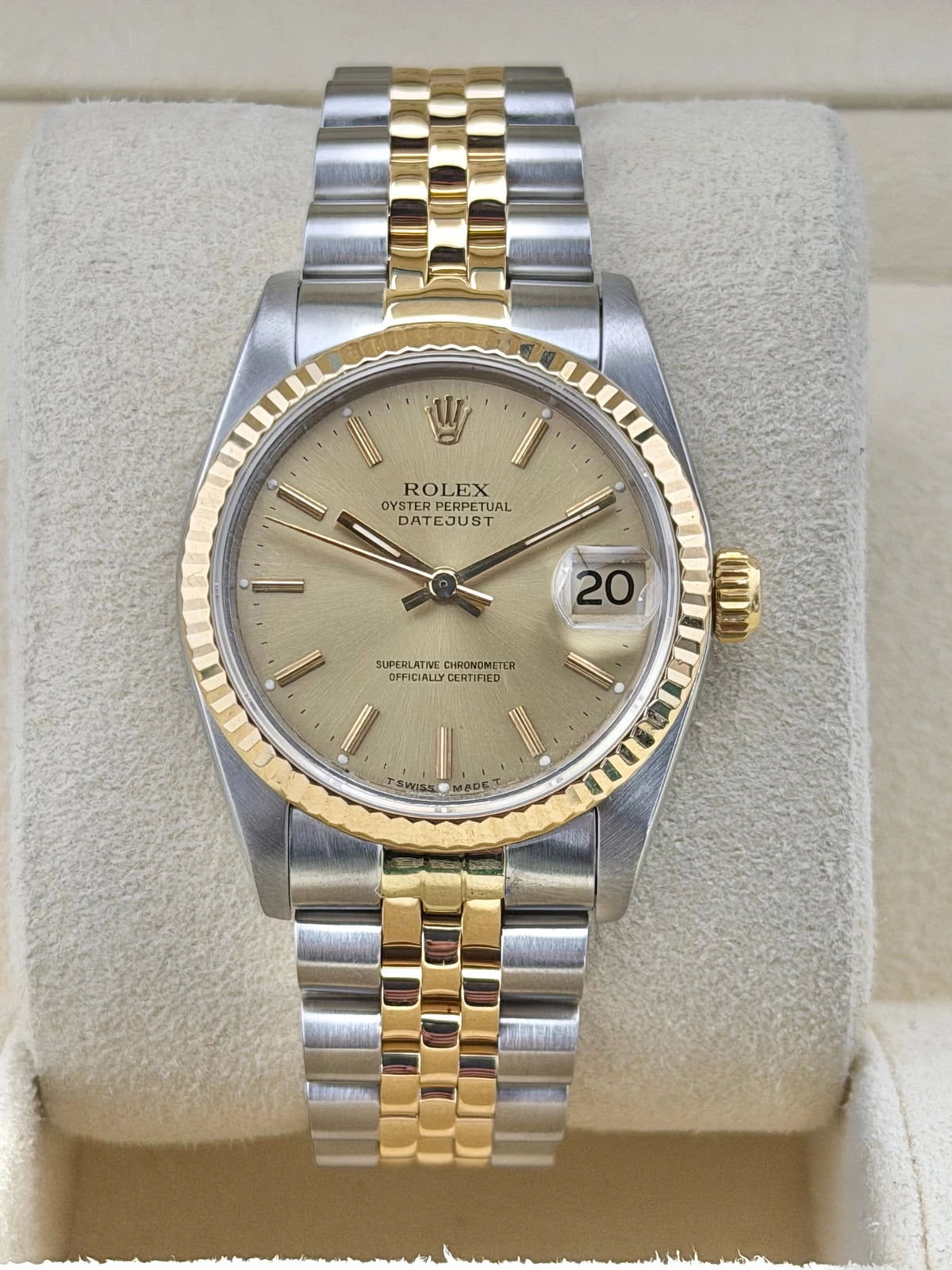 Rolex DateJust Champagne Stick Dial on Jubilee 68273 1989