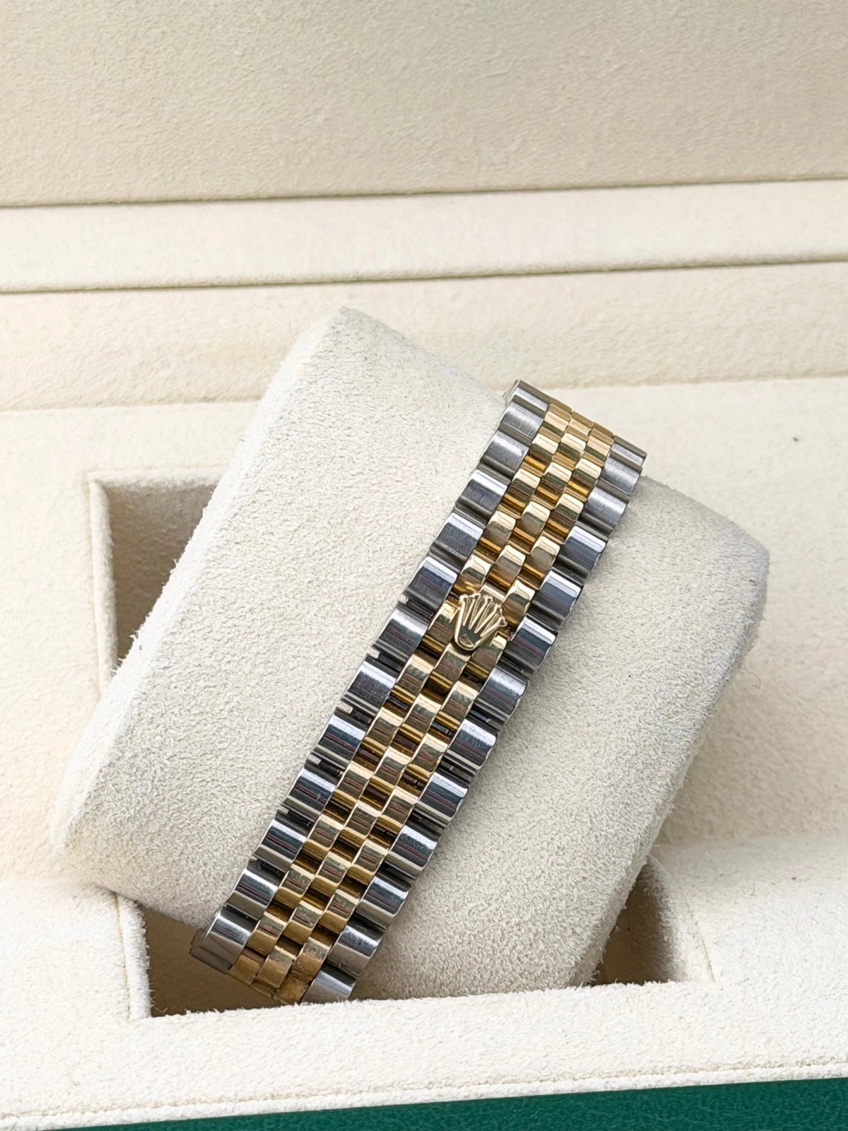 Rolex Date-Just 31 Champagne & Diamond Dial on Jubilee 278273 Complete 2021
