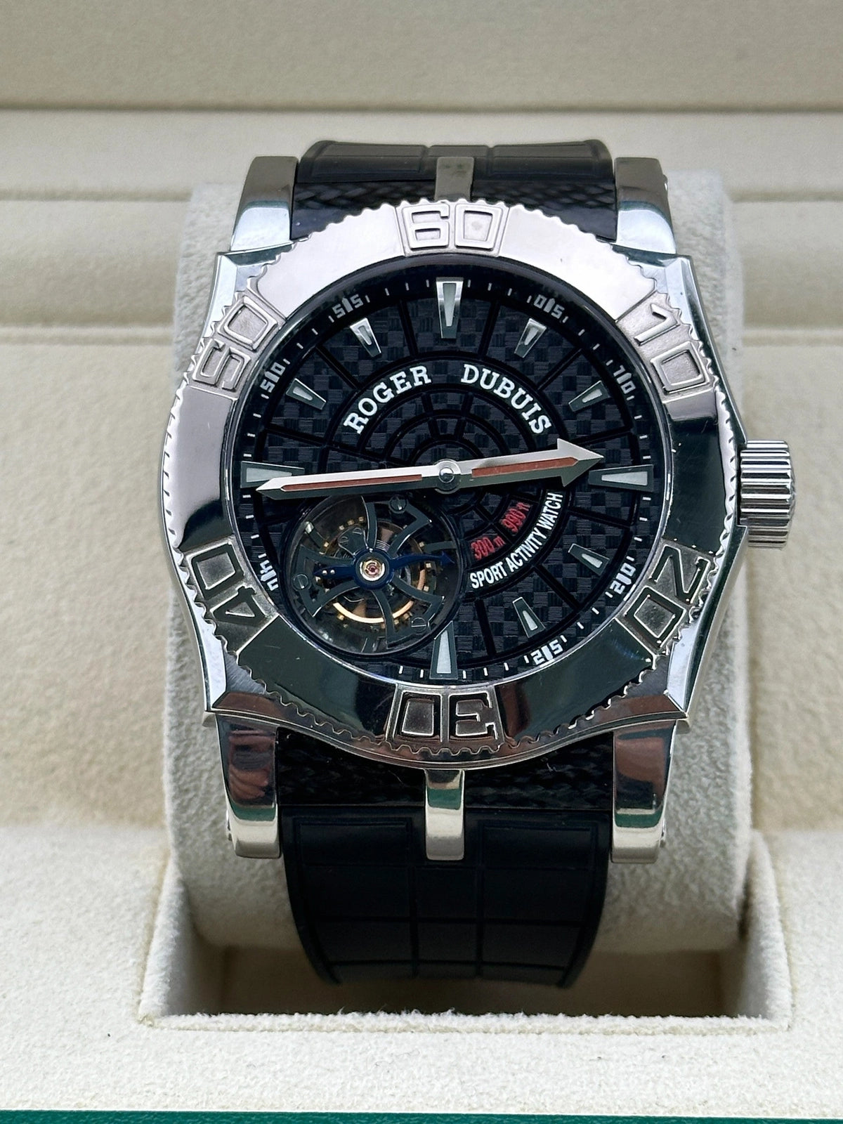 Roger Dubuis Easy Diver Tourbillon Black Dial on Rubber SE48 02 9/0 K9.53 with Box