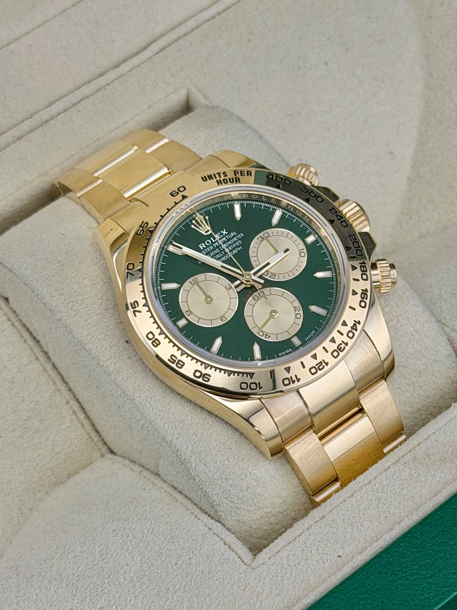 Rolex Daytona Green Dial on Yellow Gold 126508-0008 Complete 2025