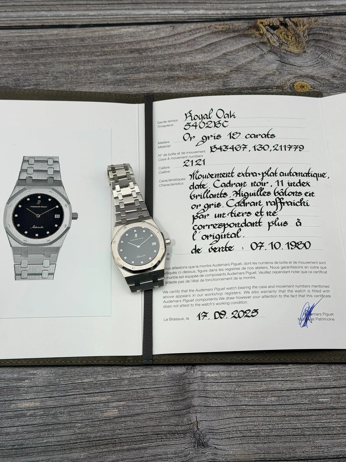 Audemars Piguet Royal Oak "Jumbo" Black Tapestry Diamond Dial on Bracelet 5402BC Archives 1980