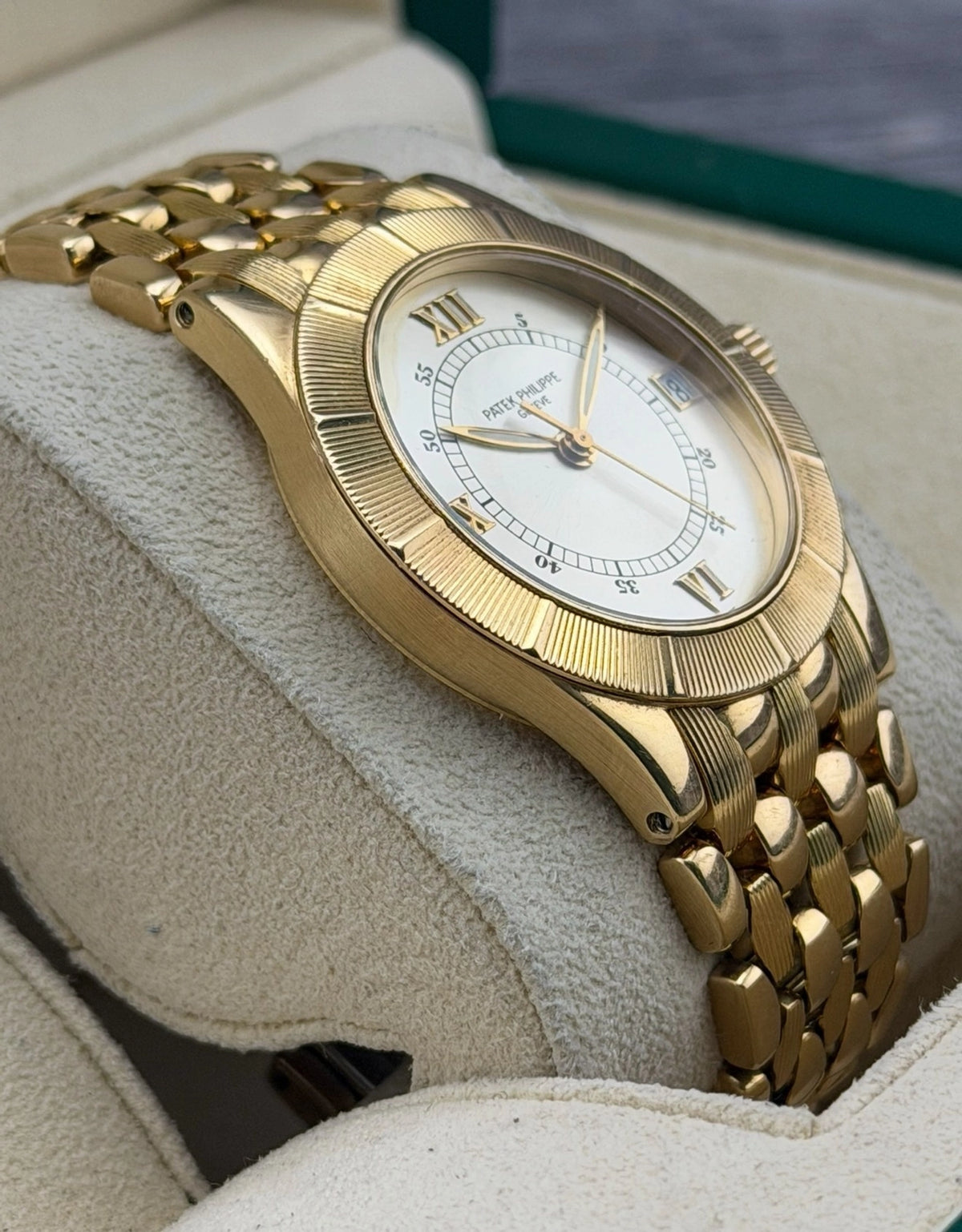 Patek Philippe Neptune Cream Dial on 18K Yellow Gold 5081 Complete Open Date