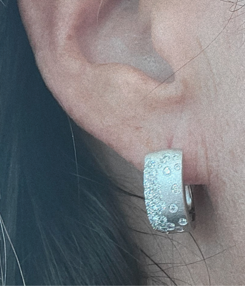 Dilamani 14k White Gold Diamond Hoop "Confetti" Earrings