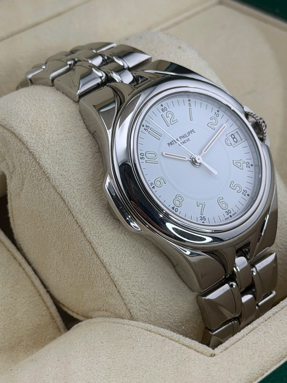 Patek Philippe Sculpture White Dial on Bracelet 5091/1A Archives and Box 1999