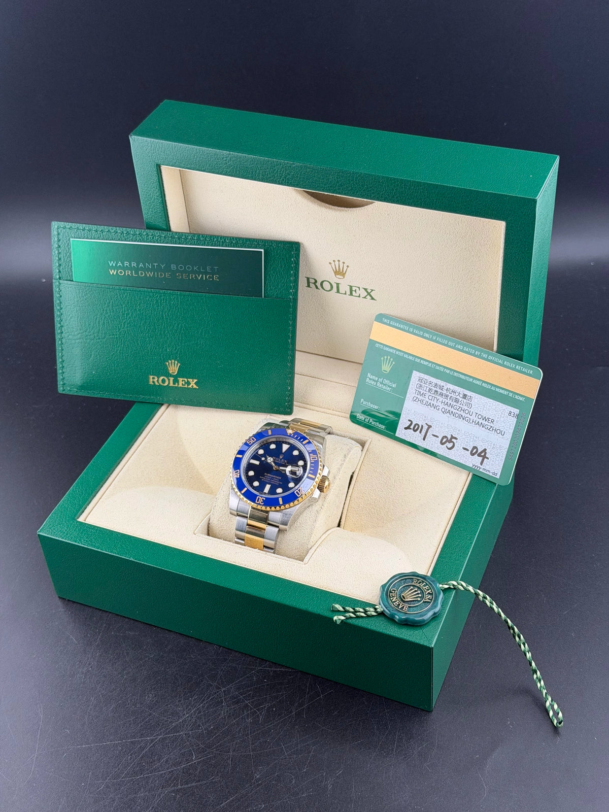 Rolex Submariner Blusey Blue Dial on Oyster 116613LB Complete 2017