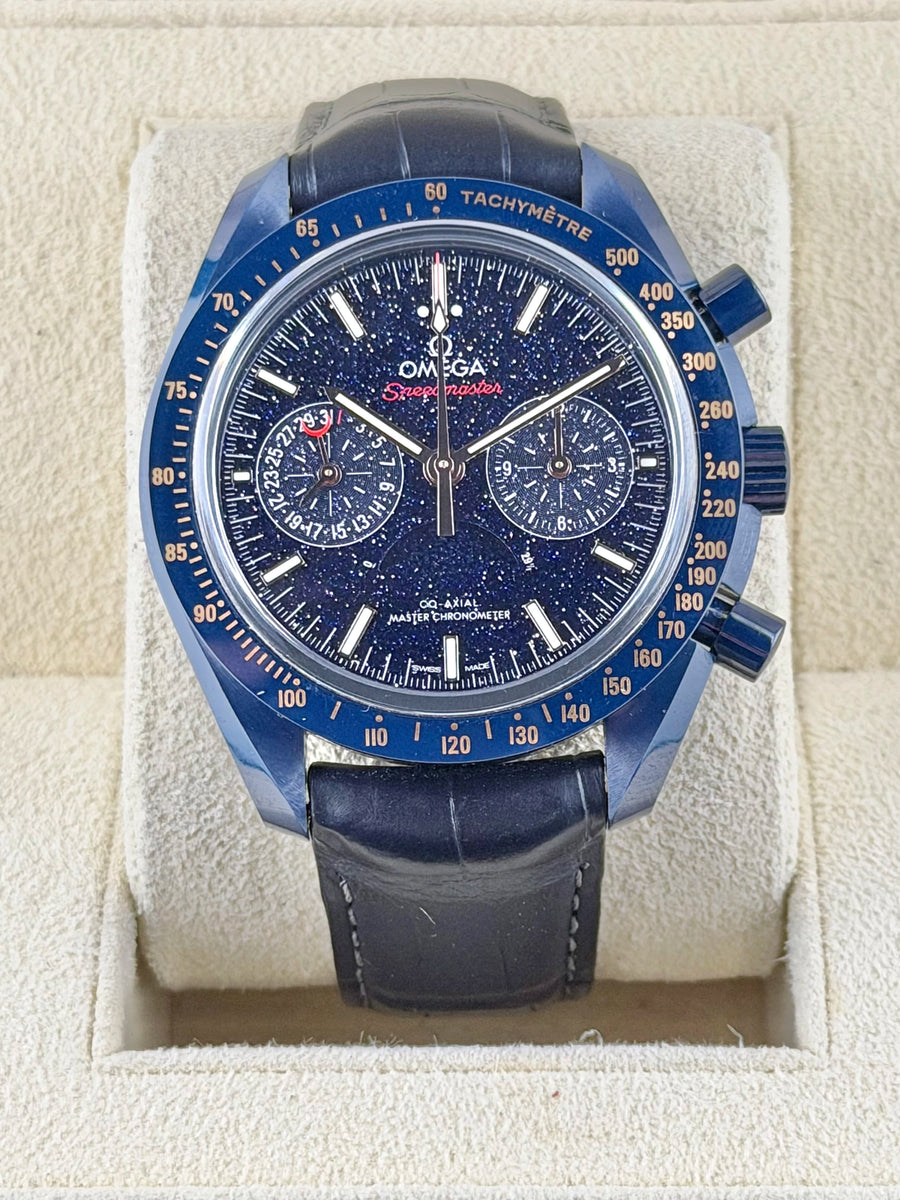 Omega Speedmaster Moonwatch Co-Axial Master Chronometer Moonphase Chronograph Blue Side Of The Moon Blue Dial on Leather Strap 304.93.44.52.03.002 Complete 2020