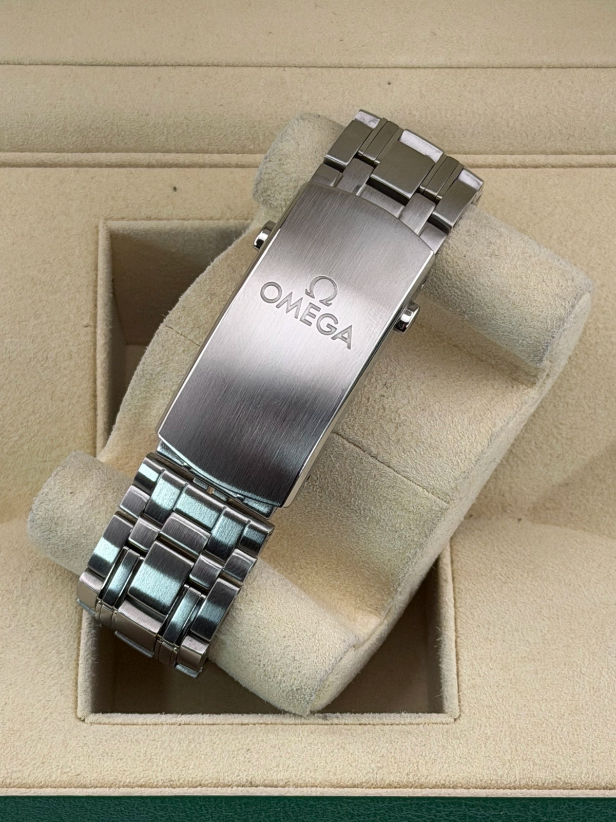 Omega Seamaster Diver 300M Co-Axial Master Chronometer Blue Dial on Bracelet 210.30.42.20.03.001 Complete 2024