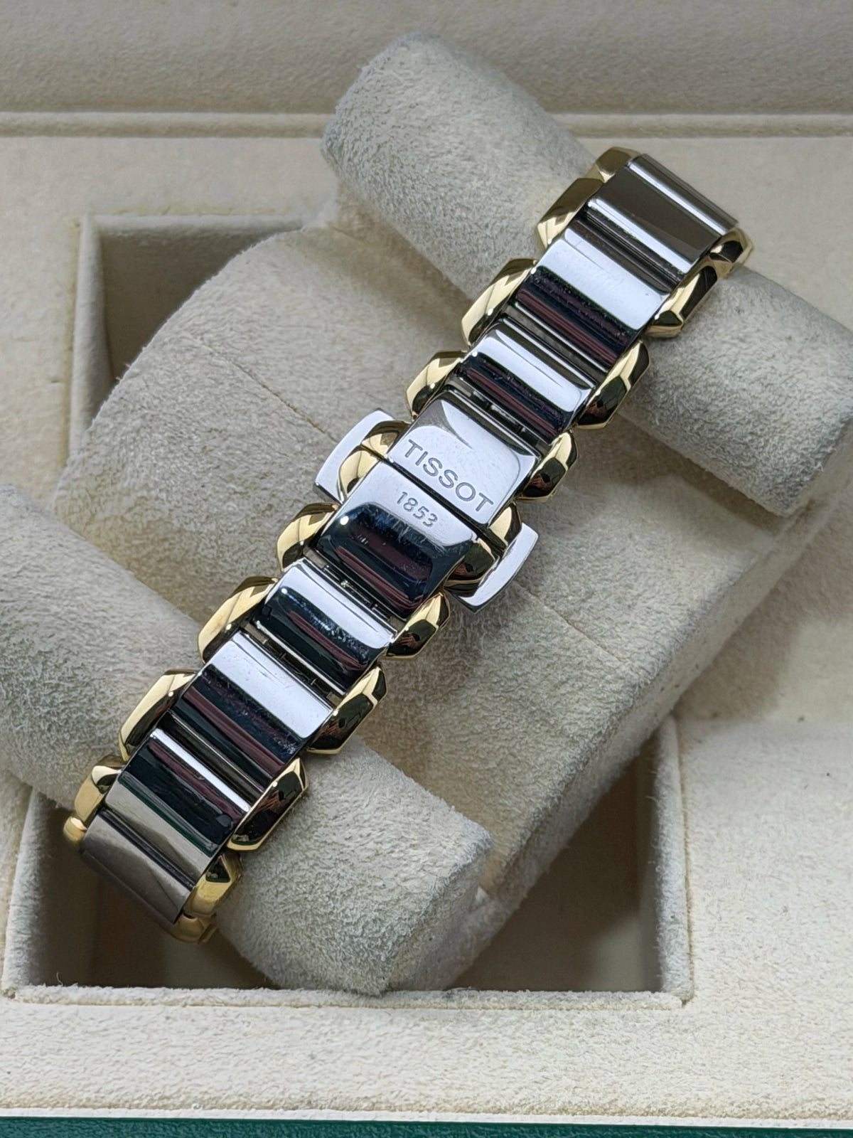 Tissot MOP Dial on T02.2.285.82