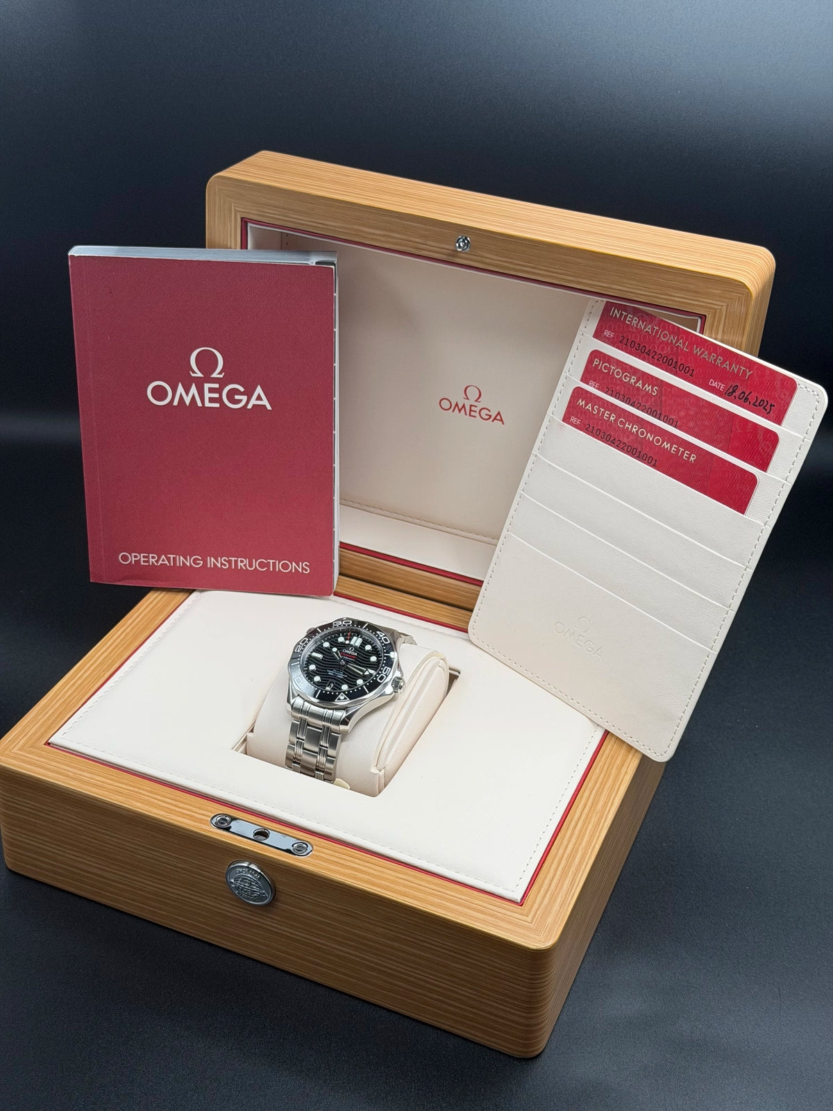 Omega Seamaster Diver 300M Co-Axial Master Chronometer Black Dial on Bracelet 210.30.42.20.01.001 Complete 2025