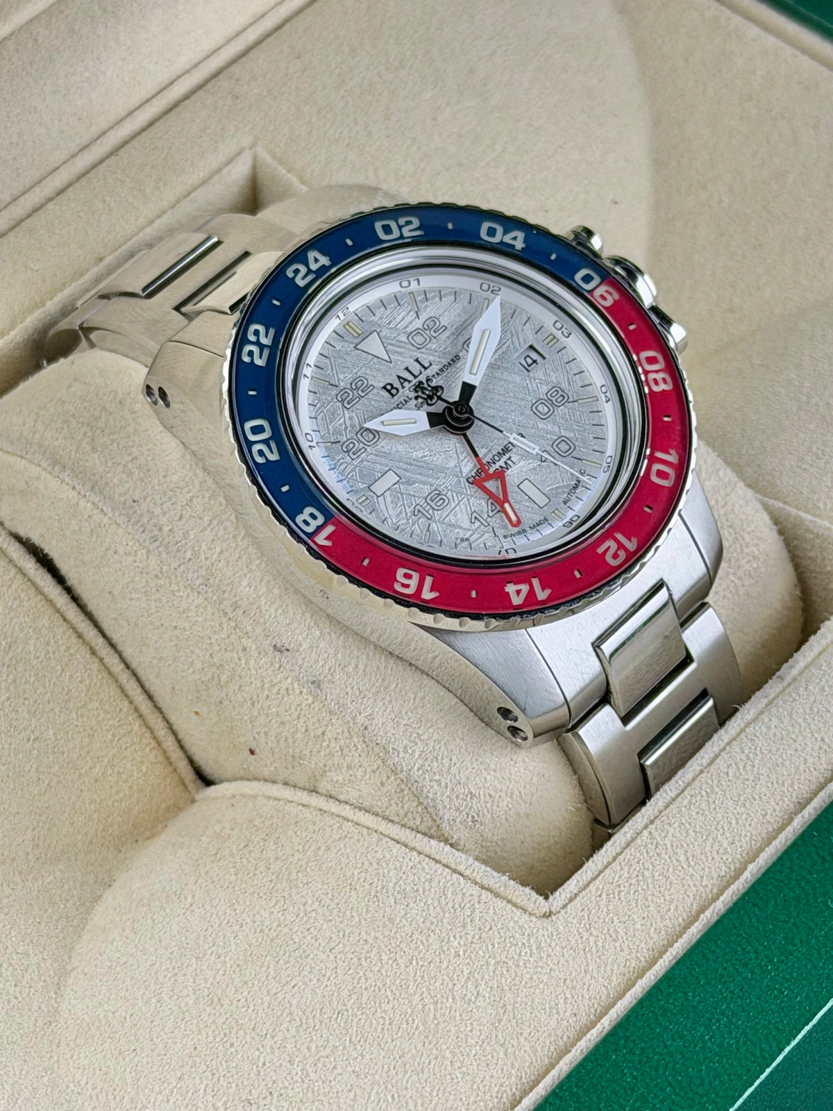 Ball Engineer Hydrocarbon AeroGMT II Meteorite Meteorite Dial on Stainless Steel DG2118C-S20C-MSL Complete 2025