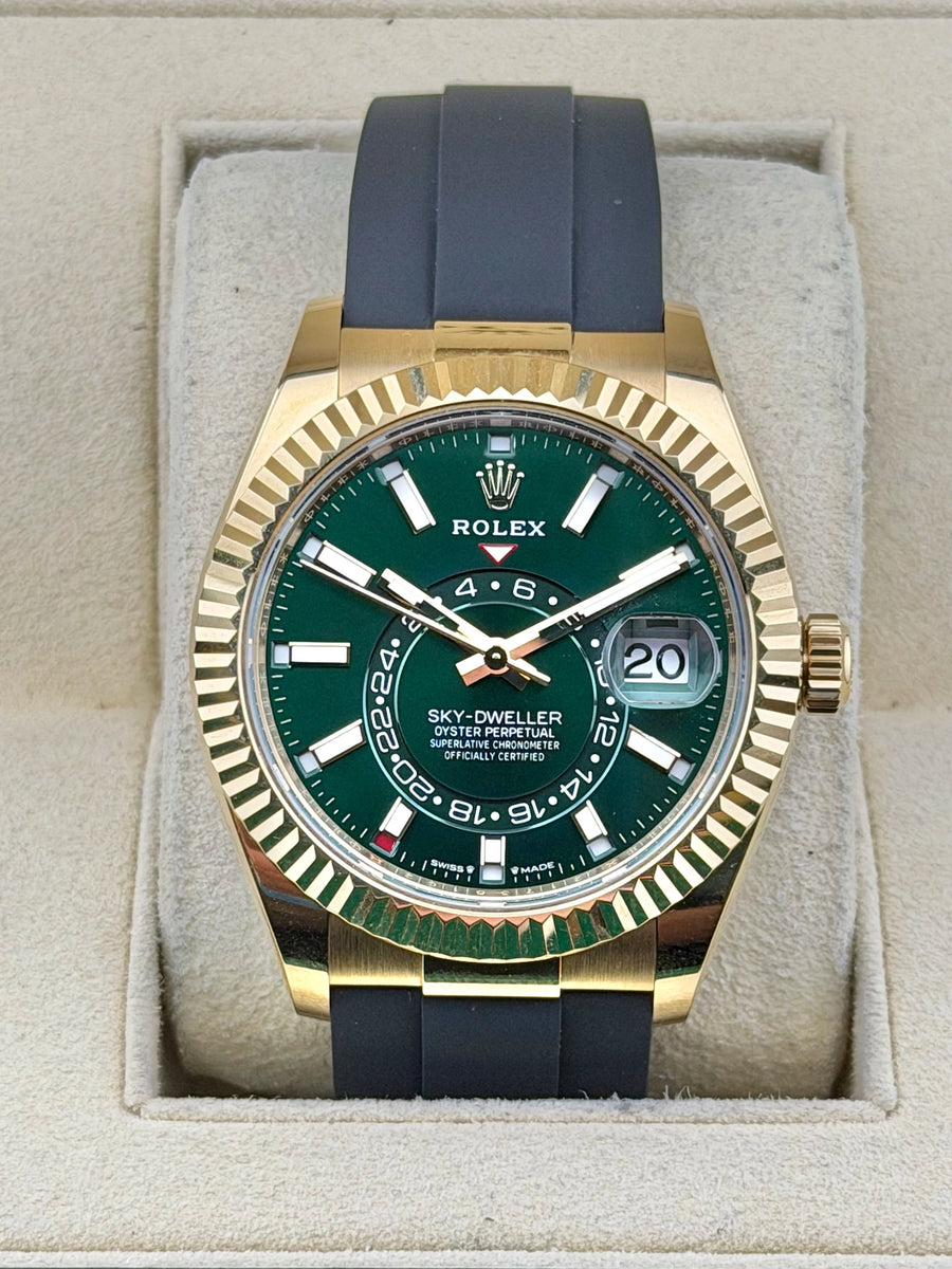 Rolex SkyDweller Green Index Dial on Oysterflex 336238 Complete 2026