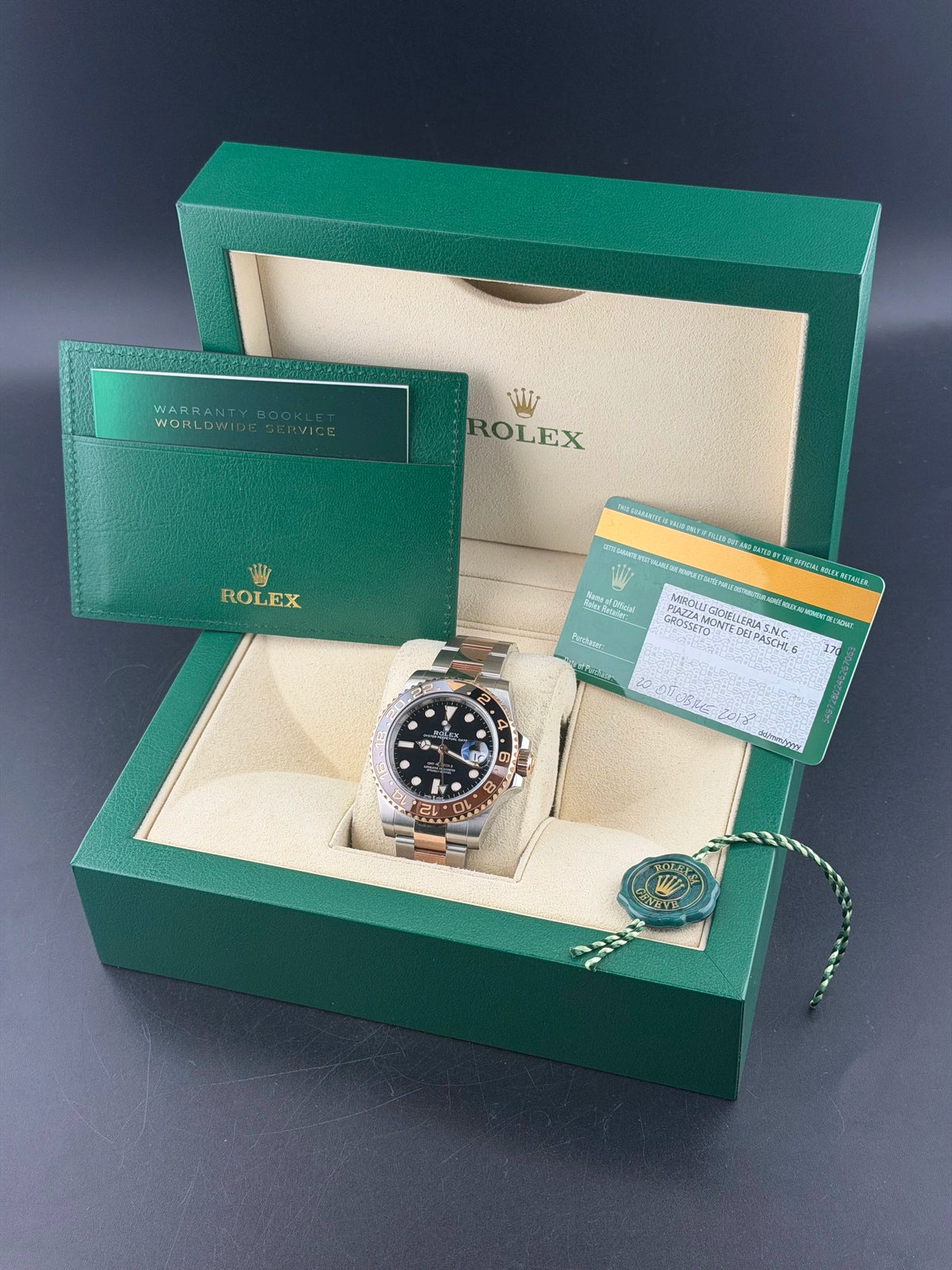 Rolex GMT-Master II "Root Beer" Black Dial on Oyster 126711CHNR Complete 2018