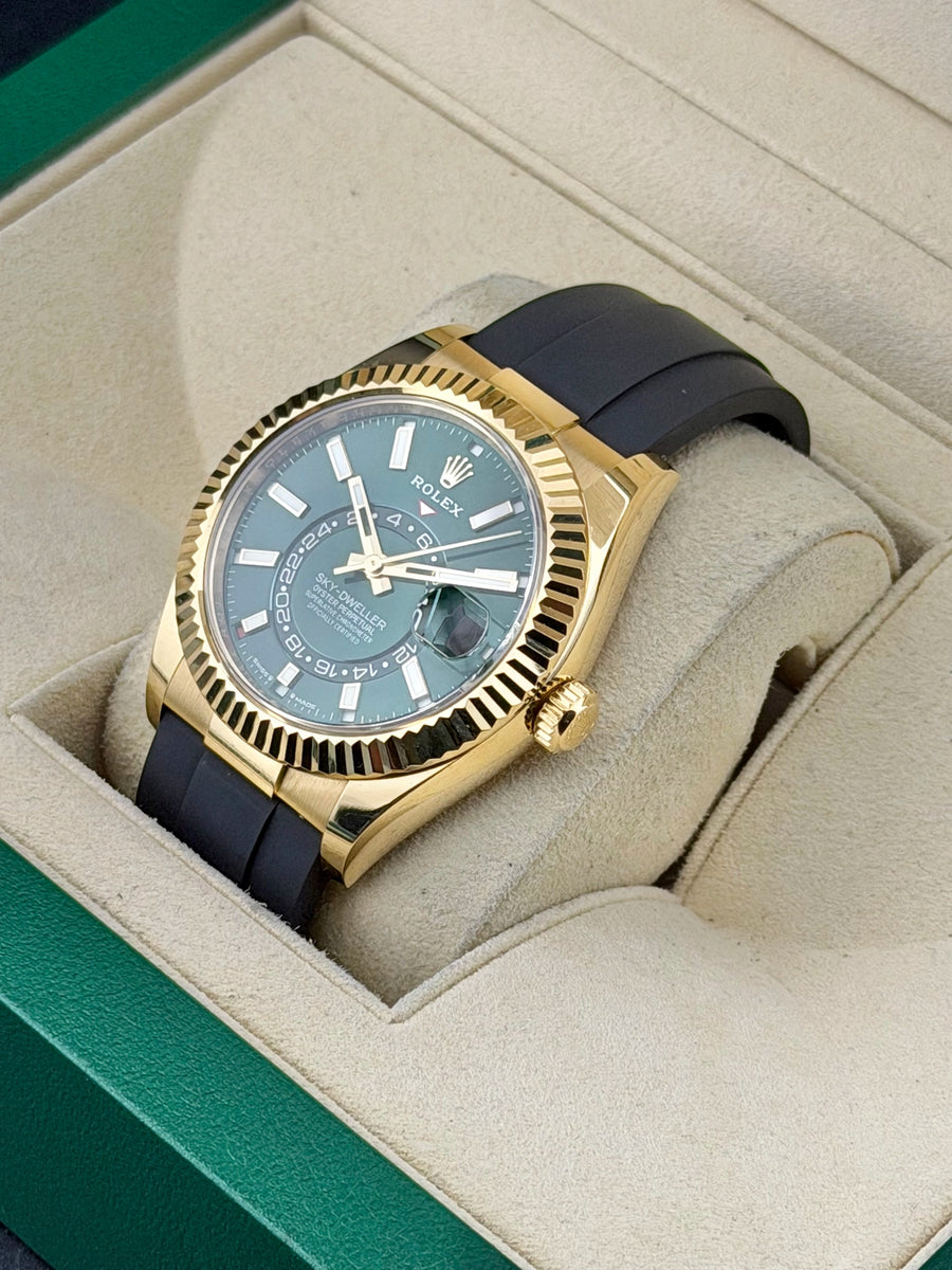 Rolex SkyDweller Green Index Dial on Oysterflex 336238 Complete 2026