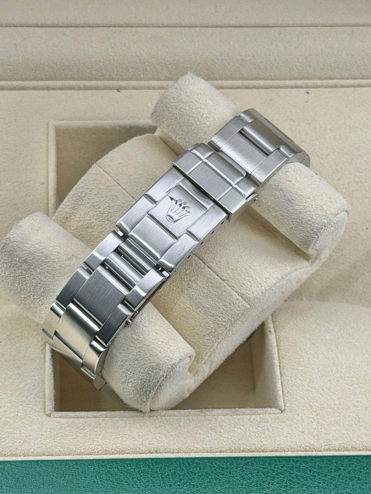 Rolex Explorer II White Dial on Oyster 16570 with Box 1997